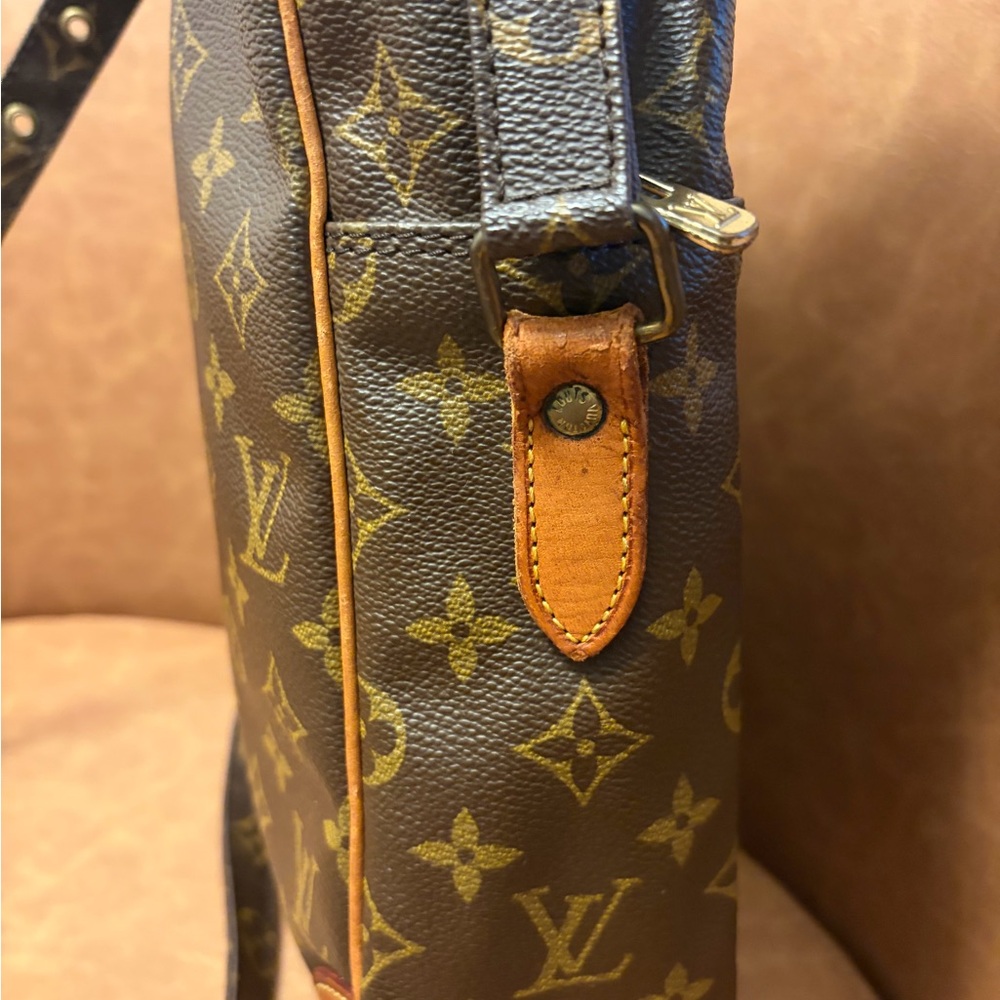 Louis Vuitton Brown Monogram Danube Bag with COA - Picture 7 of 16